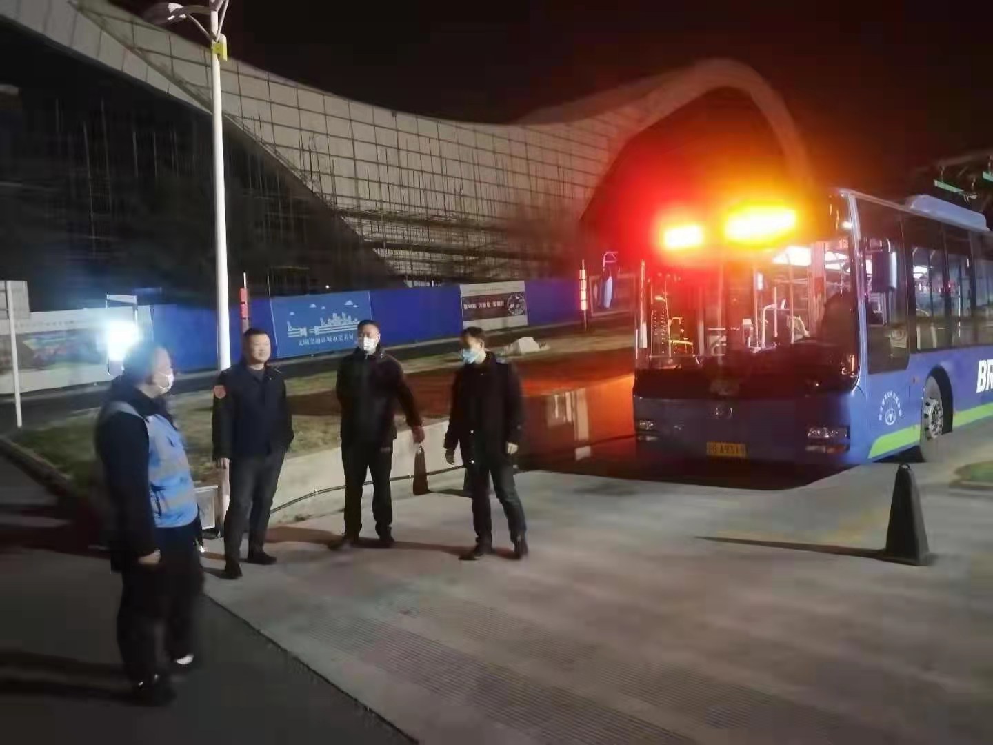 “查漏洞、揭問題、嚴整改” 快速公交事業(yè)部開展事故隱患大排查工作