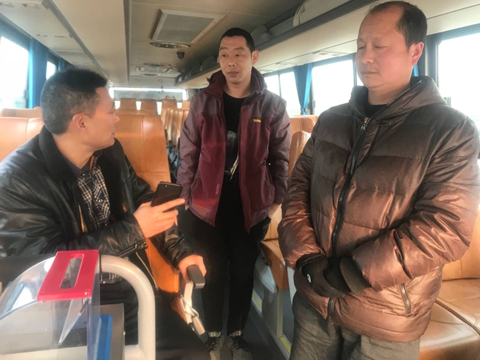 公交集團(tuán)經(jīng)營發(fā)展事業(yè)部對(duì)新進(jìn)駕駛員開展應(yīng)急處置培訓(xùn)
